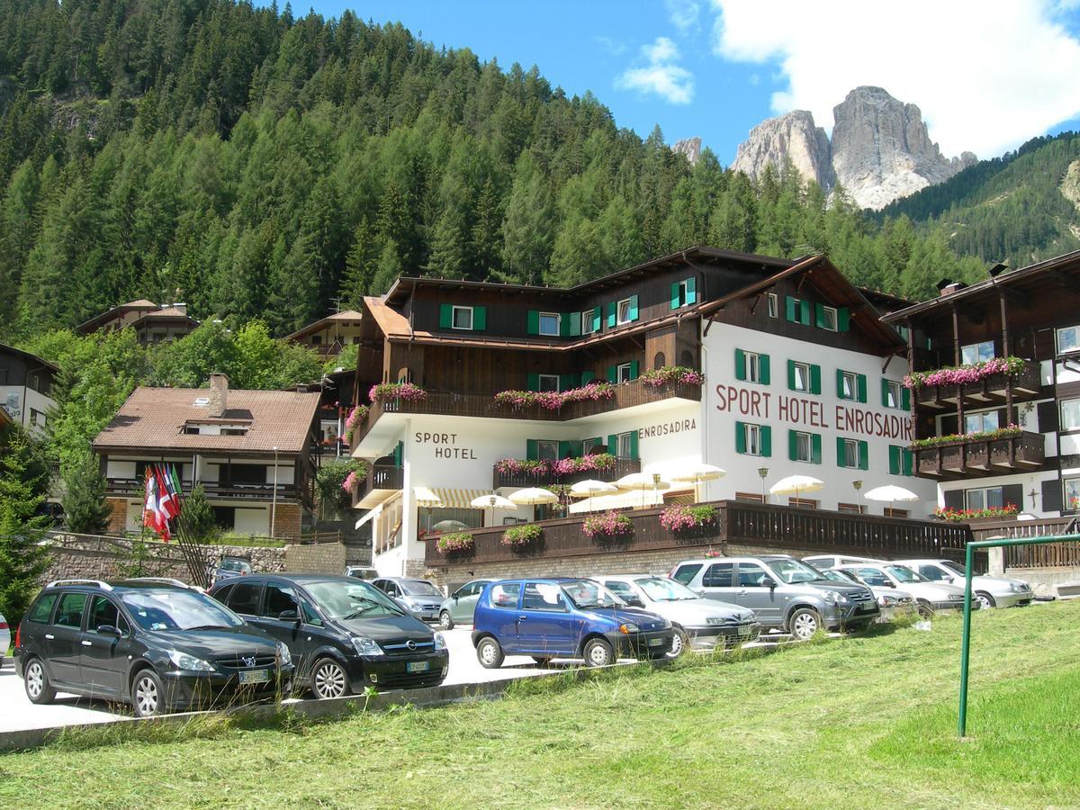 Sporthotel Enrosadira 坎皮泰洛迪法萨 外观 照片